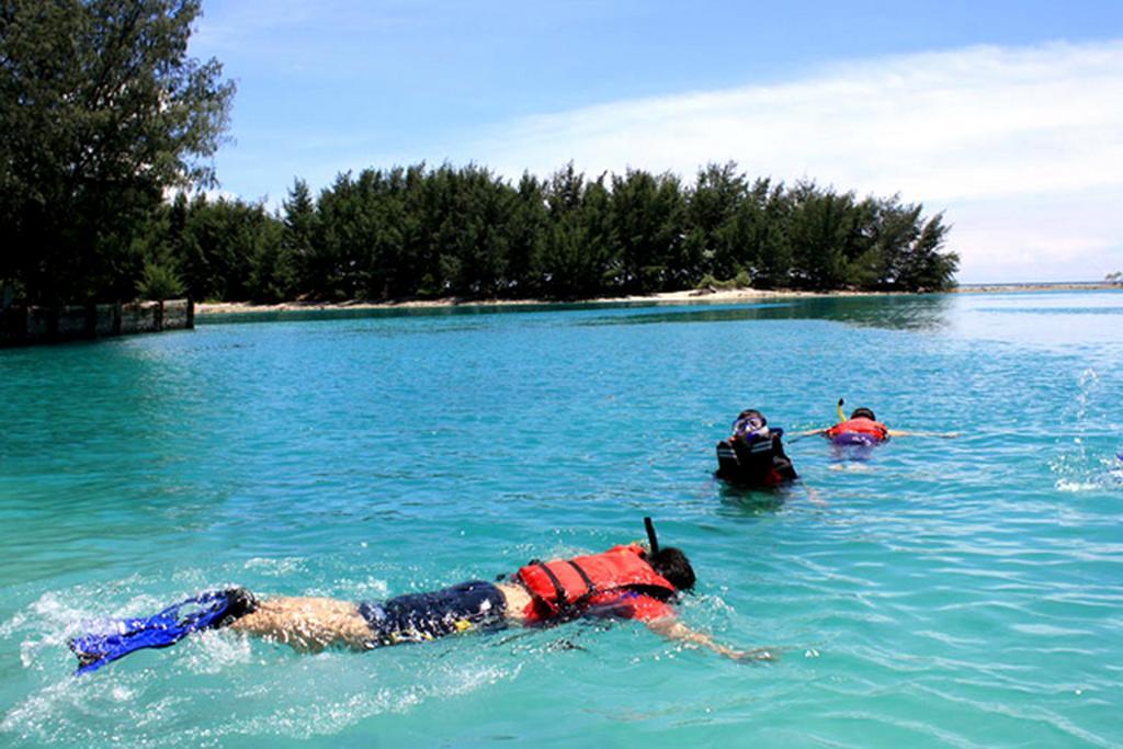 Seribu Resort Thousand Island Kepulauan Seribu Екстер'єр фото