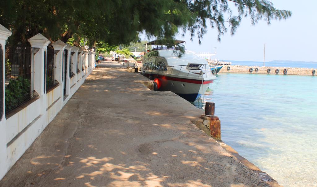 Seribu Resort Thousand Island Kepulauan Seribu Екстер'єр фото